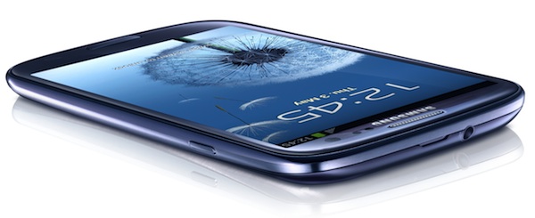 Samsung GALAXY S III Smartphone