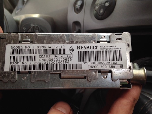 Radio Code Renault Scenic 2001