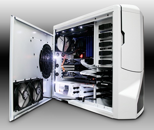 iBUYPOWER Paladin XLC White - Inside