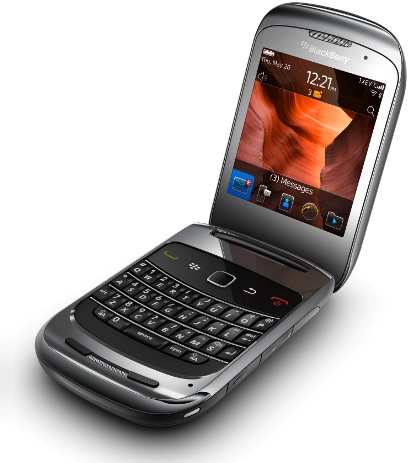 BlackBerry Style 9670 Smartphone