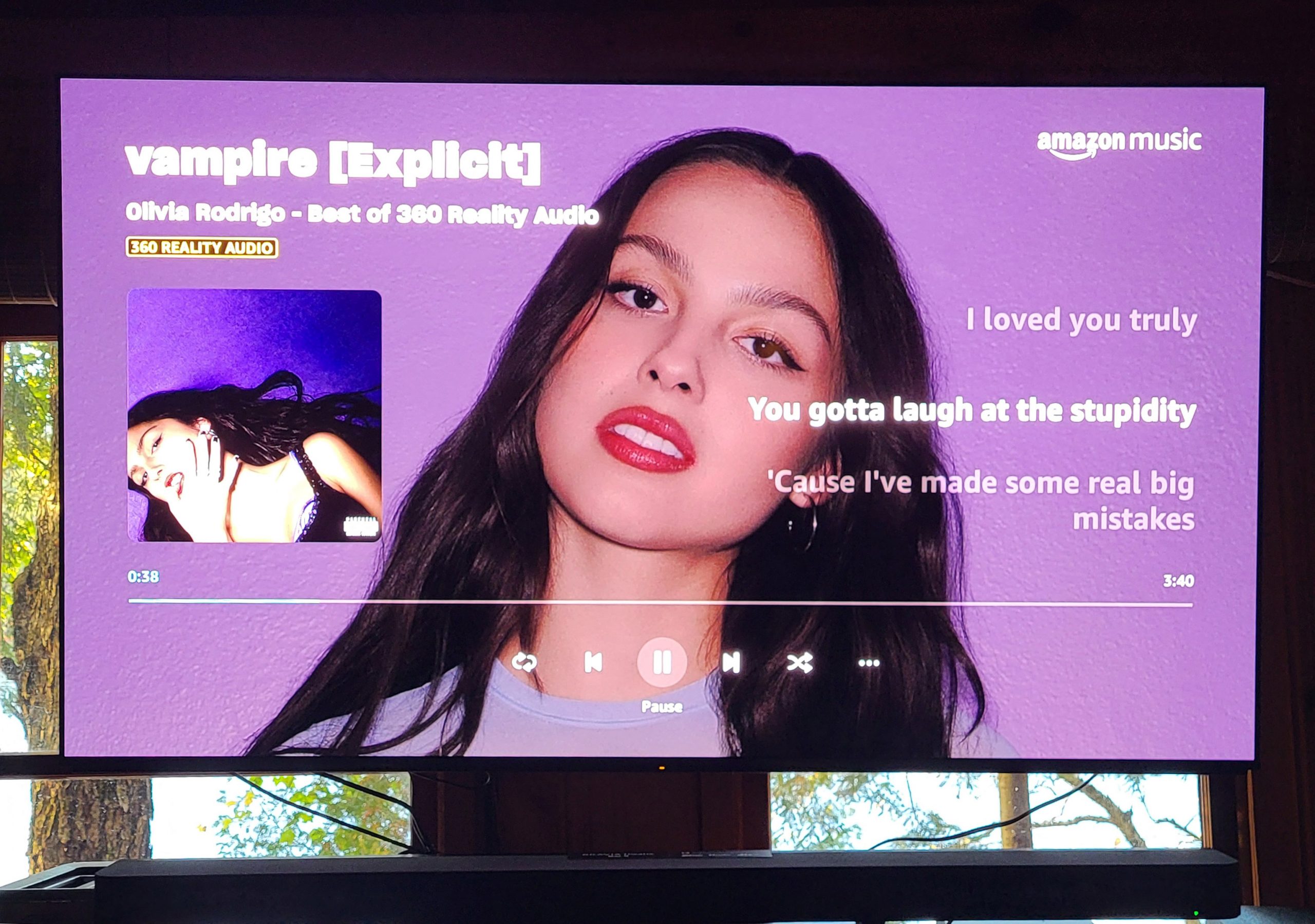 20251003_174751-sony-360ra-on-TV-900px