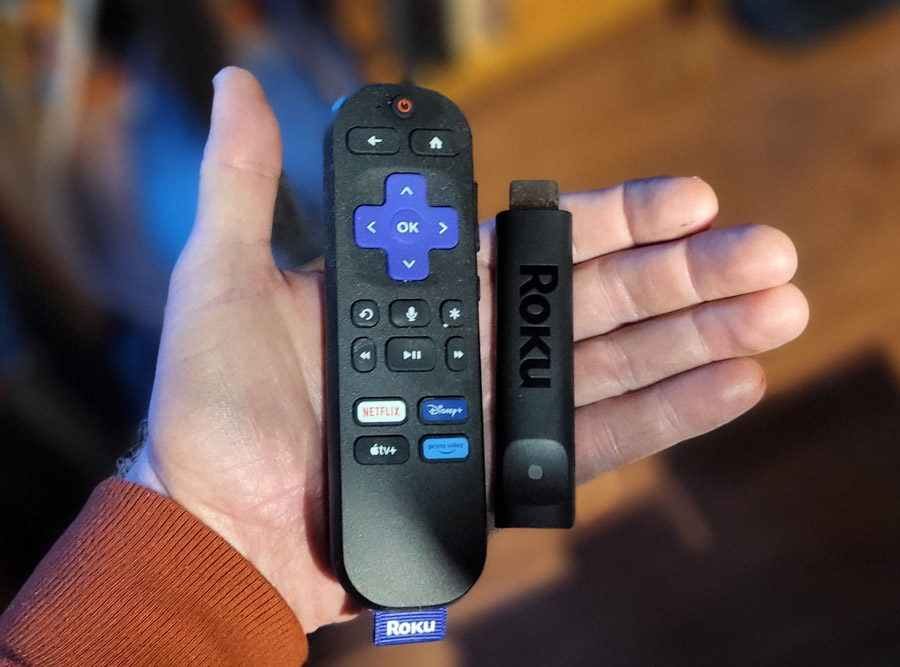 20251105_154138-Roku-Streaming-Stick-Plus-and-Remote-900px