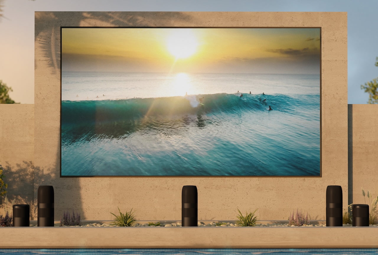 2026-kef-outdoor-bq9-bl8b-outdoor-theater