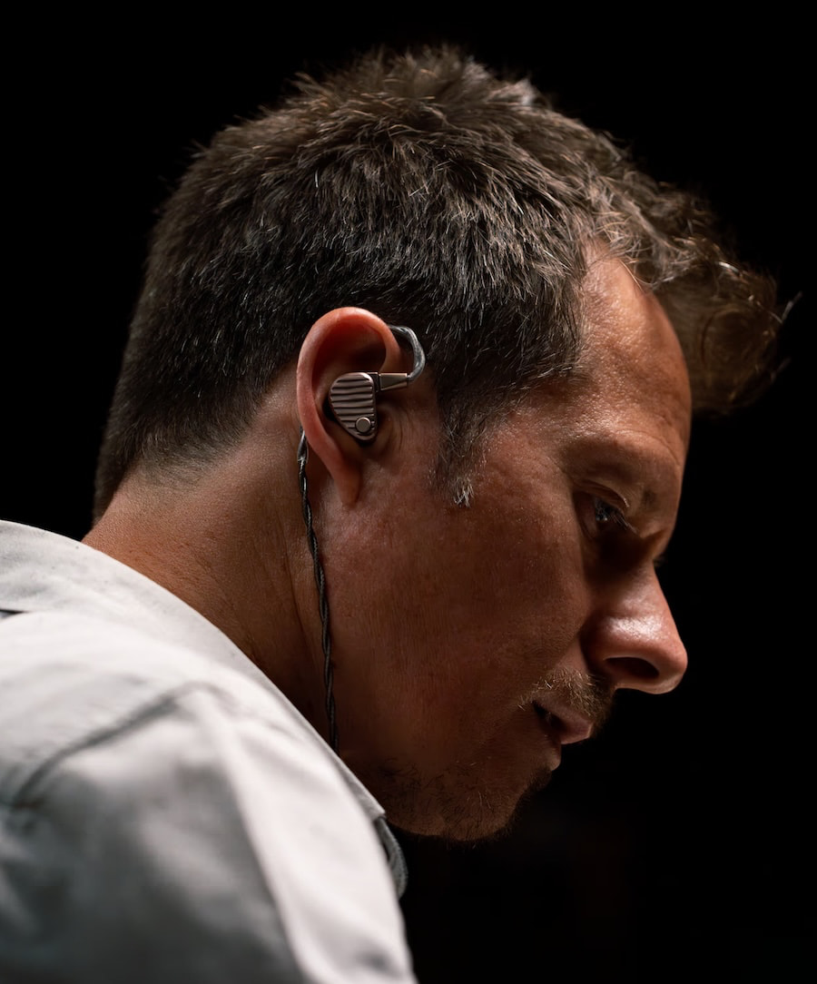 64audio-ocean-iems-lifestyle