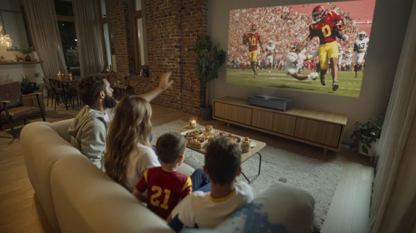 Epson Lifestudio Grand Plus UST Projector