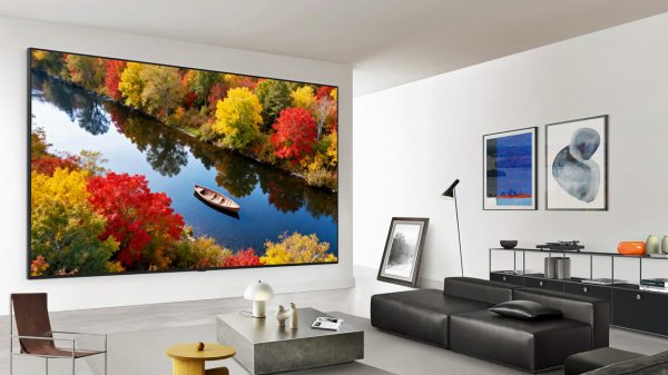 LG Enters RGB LCD TV market with MRG95 Micro RGB evo TV.
