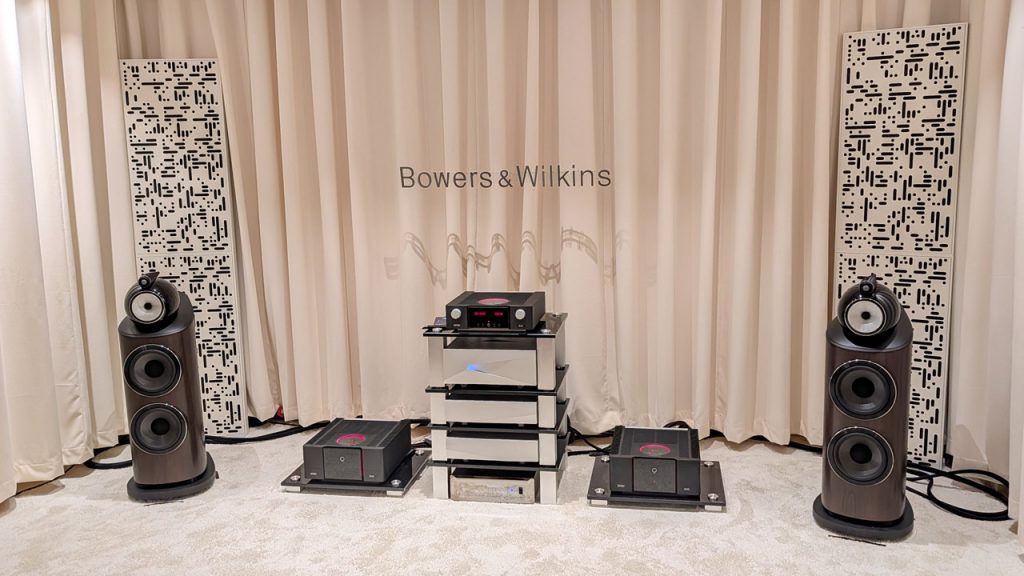 Bowers & Wilkins 801 Diamond D5 loudspeakers at HIGH END 2026.