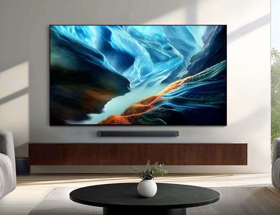 S90H_Lifestyle_01_cropped-900px