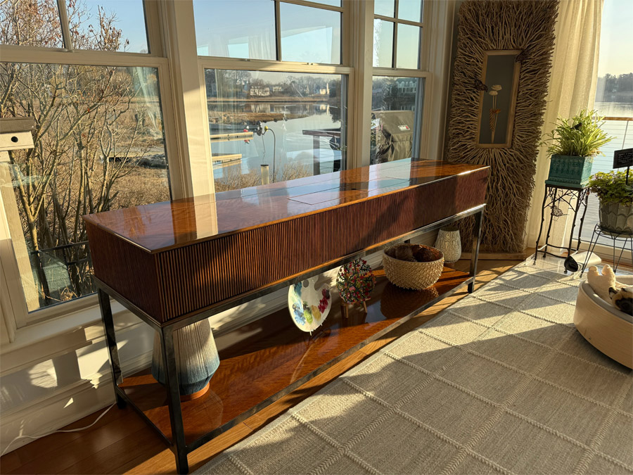 Vanish-Designs-HudsonTable_Westport_2-900px