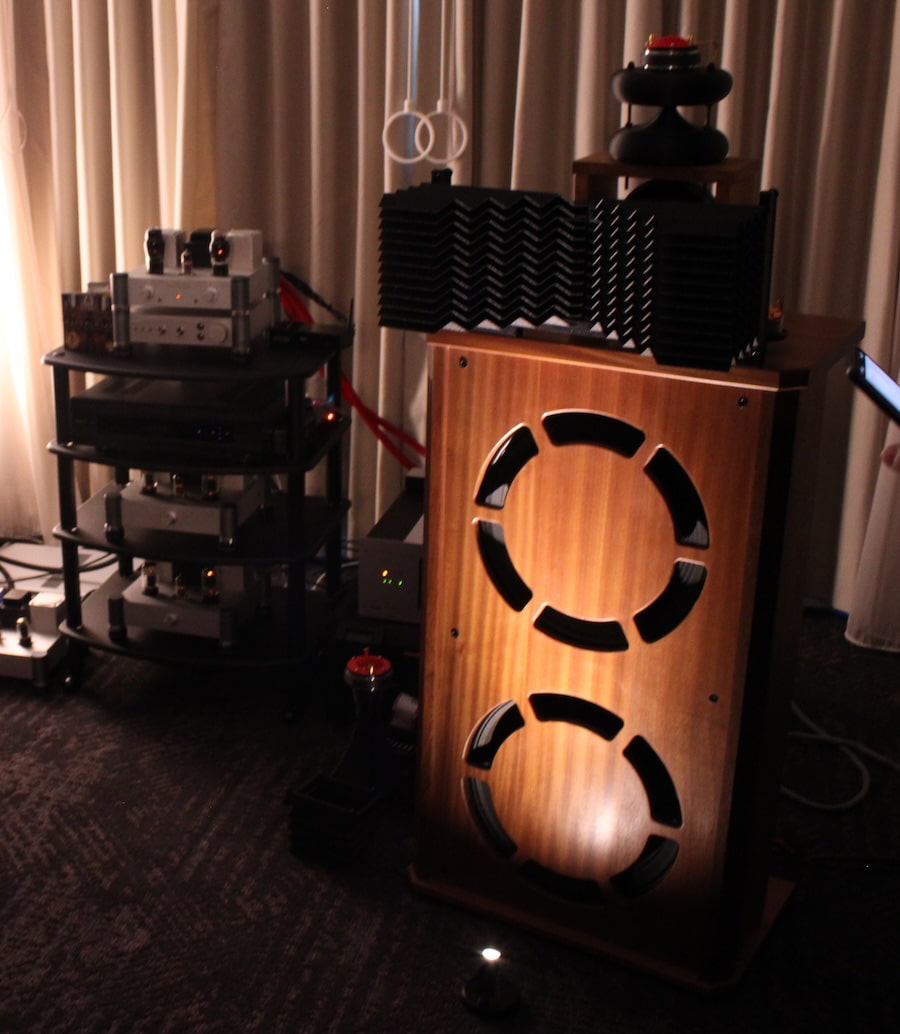 abx-audiophiles-loudspeaker-right-axpona-2026