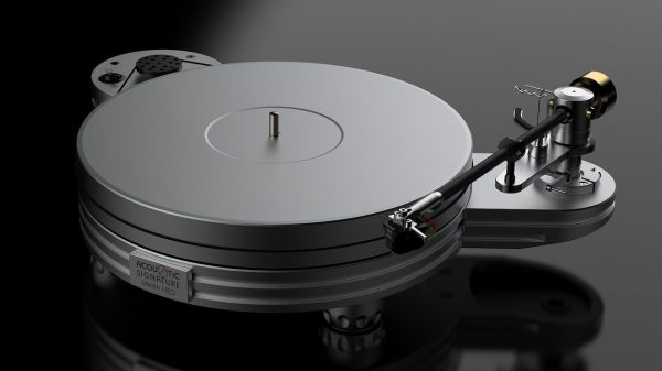 Acoustic Signature-Merlin Neo Turntable in silver front angle view