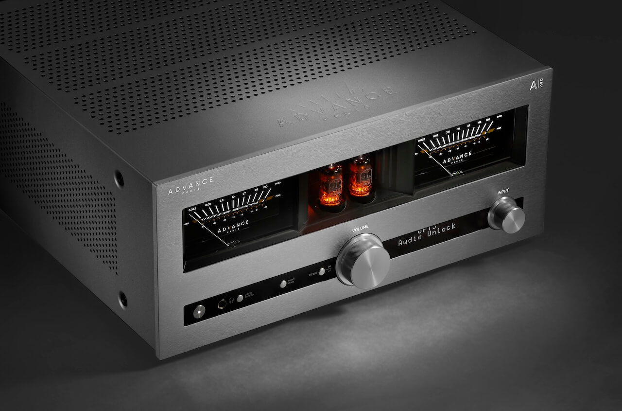 Advance Paris A-i190 Integrated Amplifier Silver Front Angle