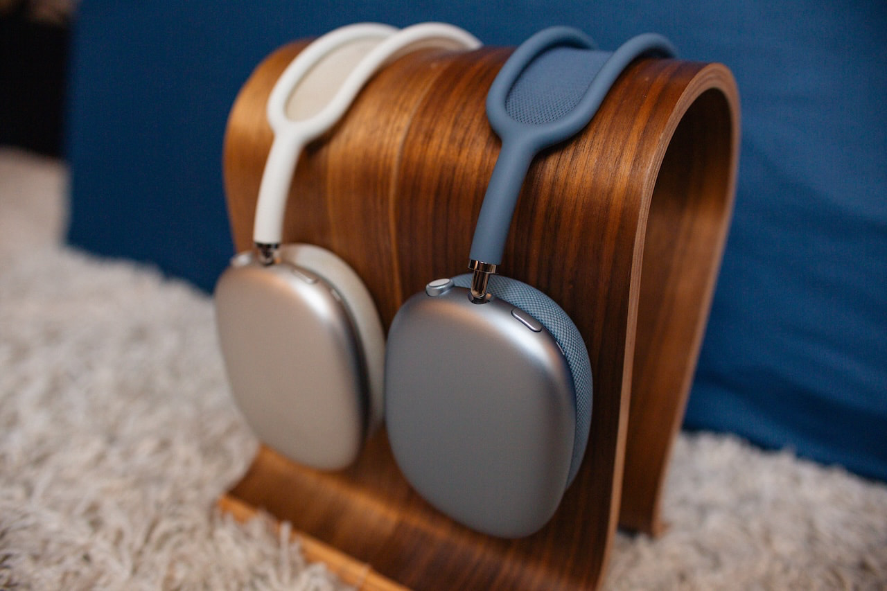 airpods-max-2-vs-original-headphones