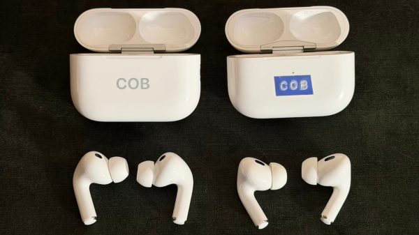 Apple AirPods Pro 3 vs AirPods Pro 2 with charging case