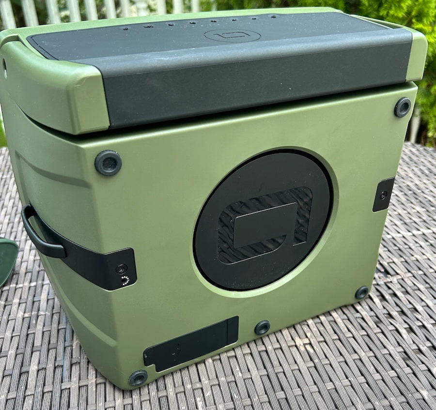 andover-audio-freeplay-olive-rear