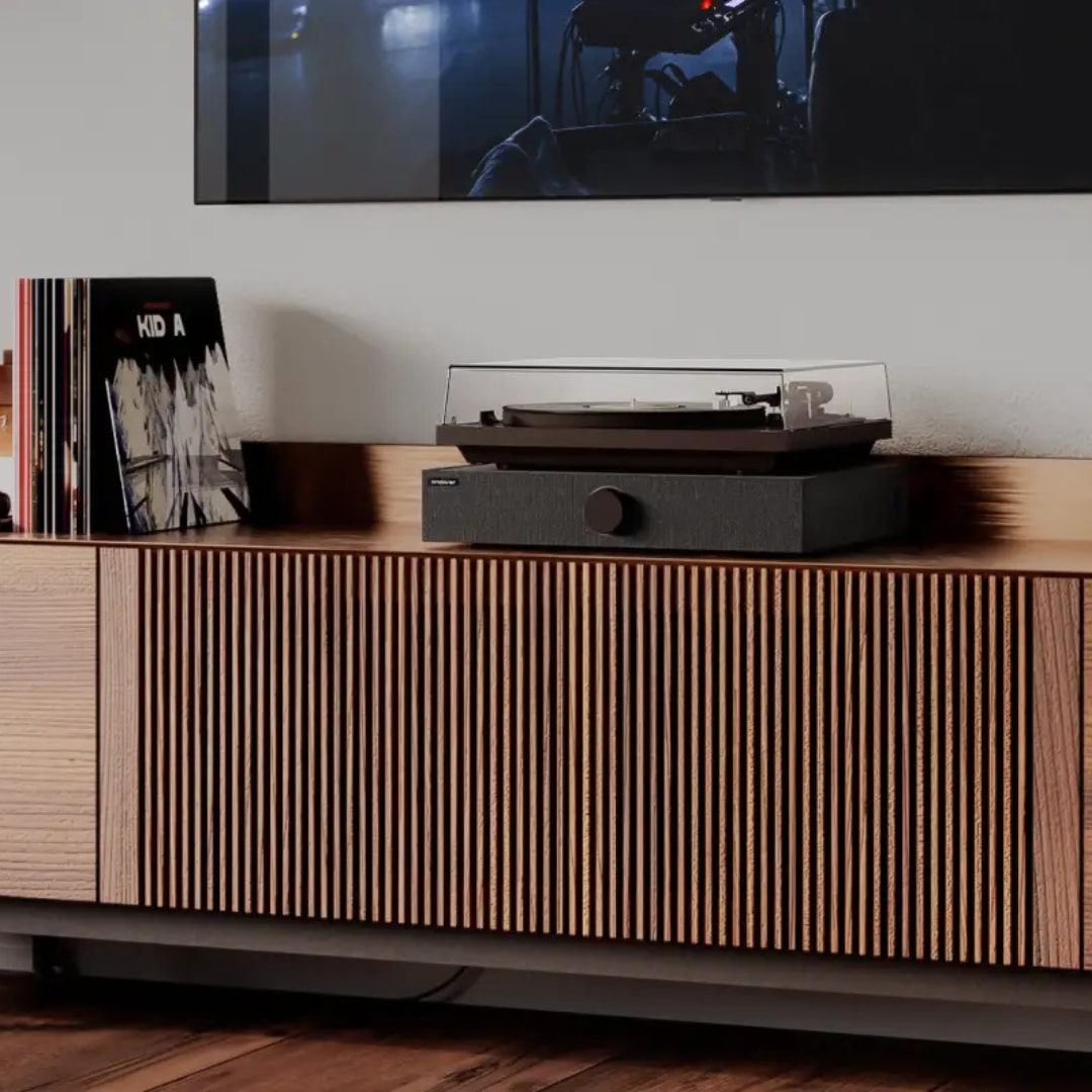 andover-audio-spinbase-2-lifestyle