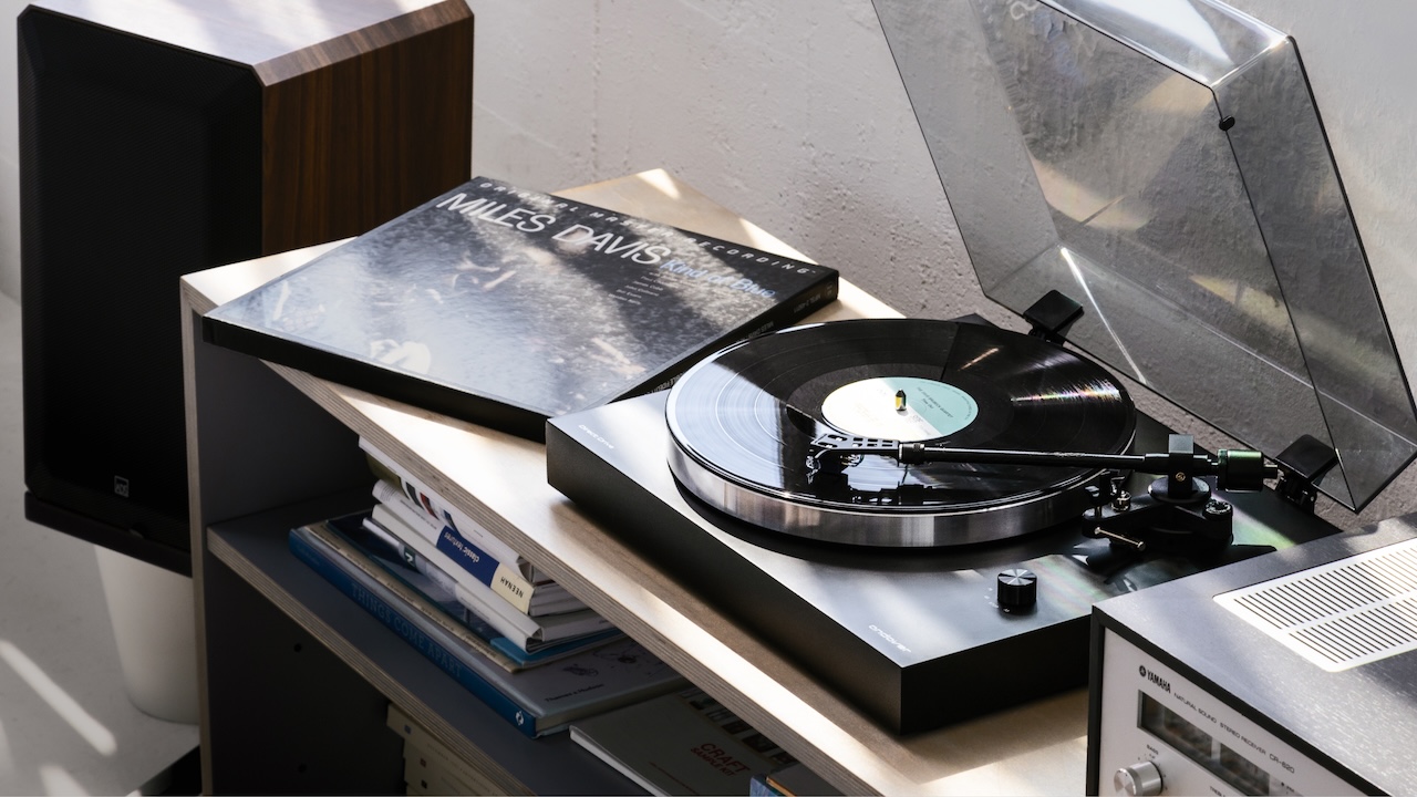 2026 Andover-One DD Direct Drive Turntable Lifestyle