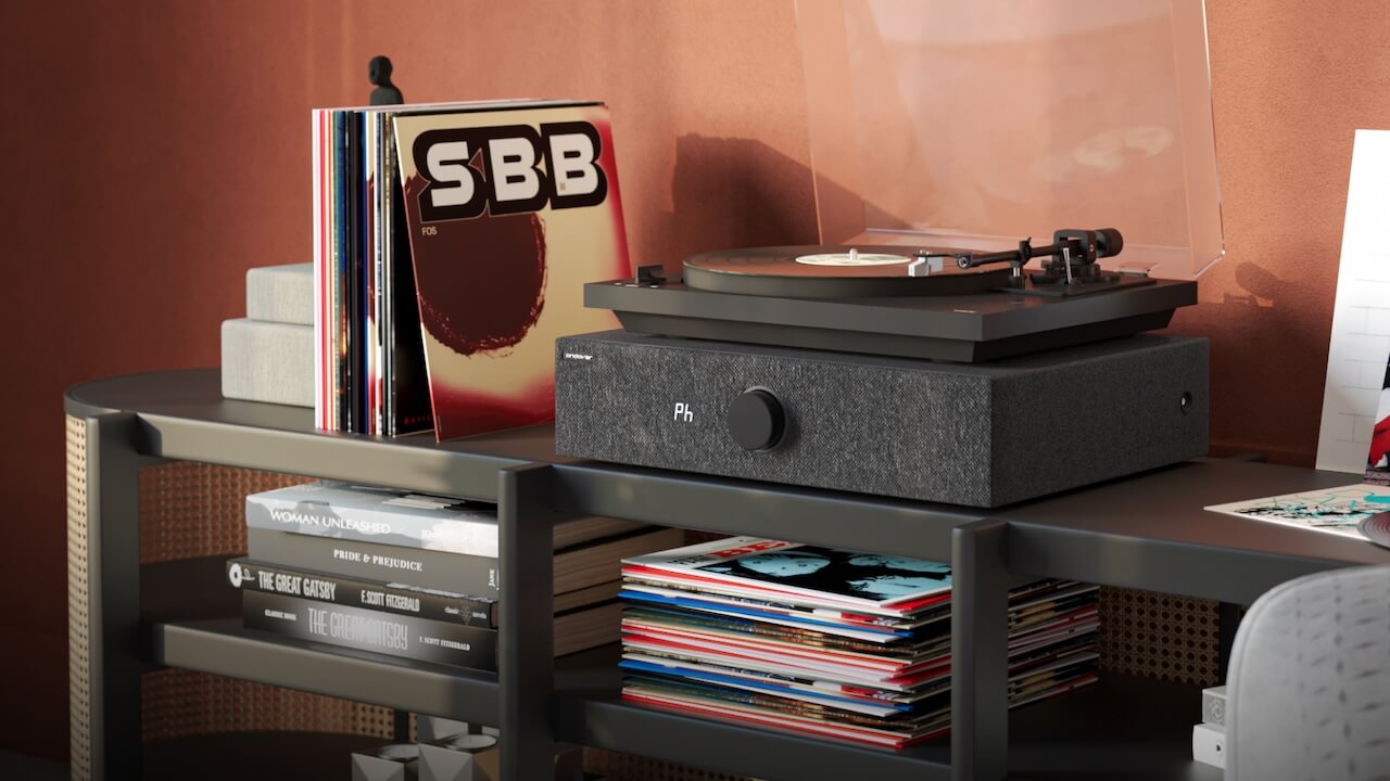 andover-spinbase-max2-lifestyle-black-angle