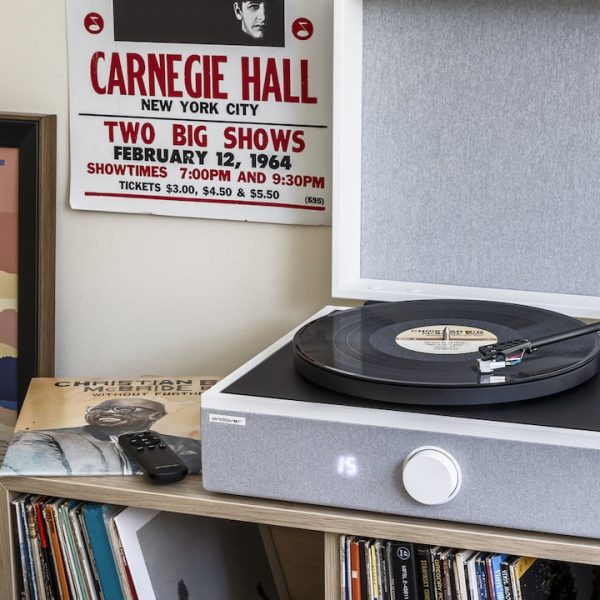 Andover Audio SpinPlay Suitcase Turntable Audio System in White Lifestyle