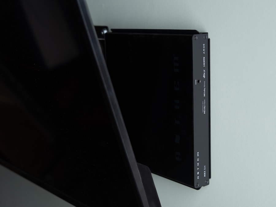 anthem-mrx-slm-mounted-wall