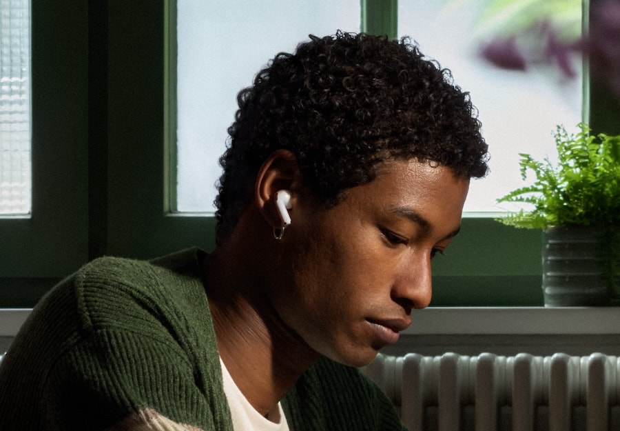apple-airpods-5-lifestyle-2026