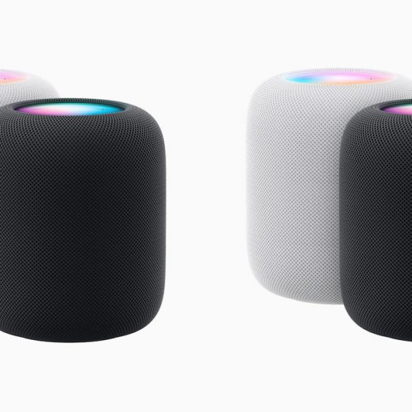 Four Apple HomePods