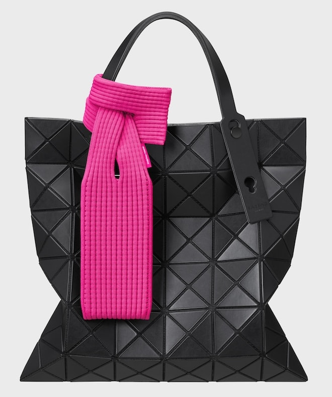 apple-iphone-pocket-and-issey-miyake-pink-with-bao-bao-bag