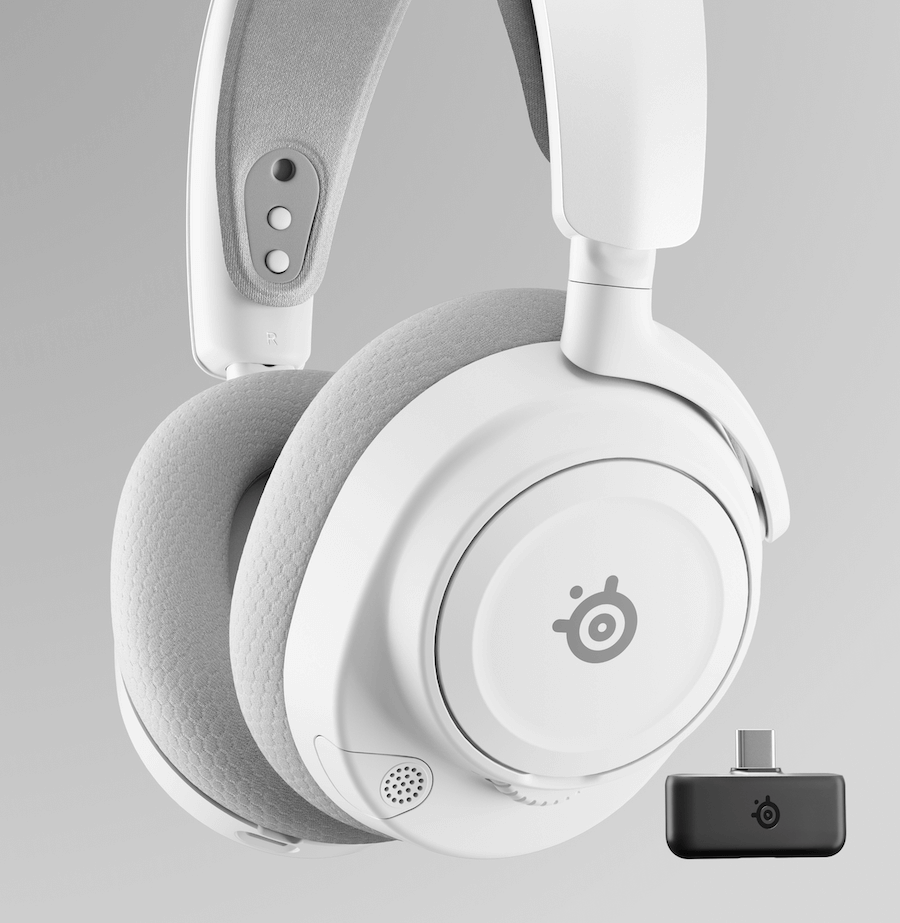arctis-nova-7-gen-2-white-dongle