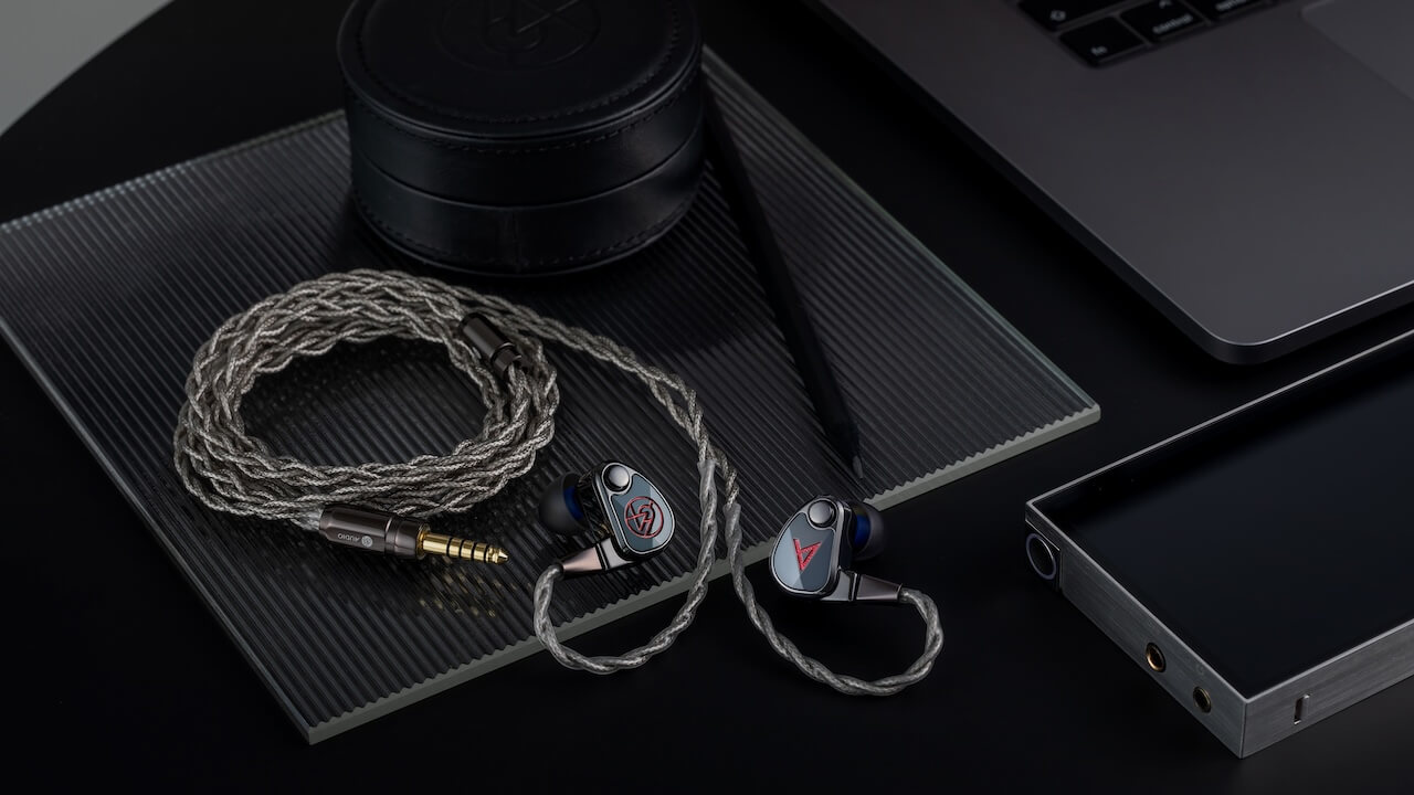 Astell&Kern 64 Audio XIO IEMs Wired Lifestyle
