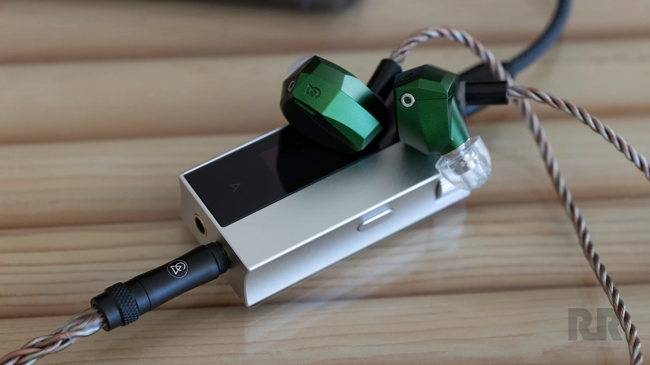 astell-kern-hc5-dongle-dac-campfire-andromeda-10-iems-atop