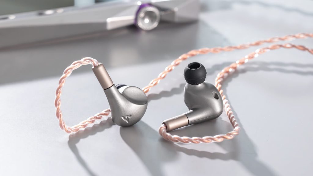 Astell&Kern Luna IEMs Lifestyle