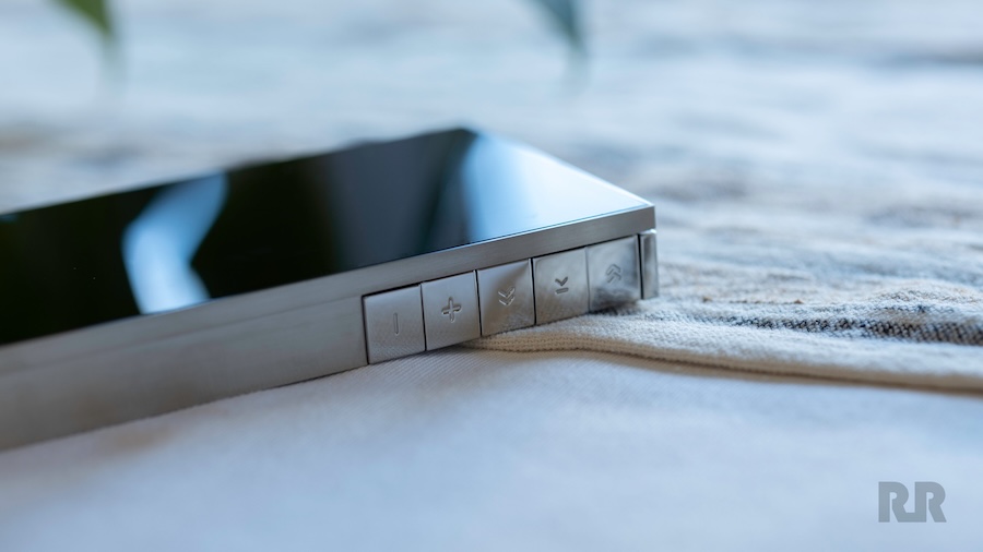 astell-kern-pd10-dap-side-buttons