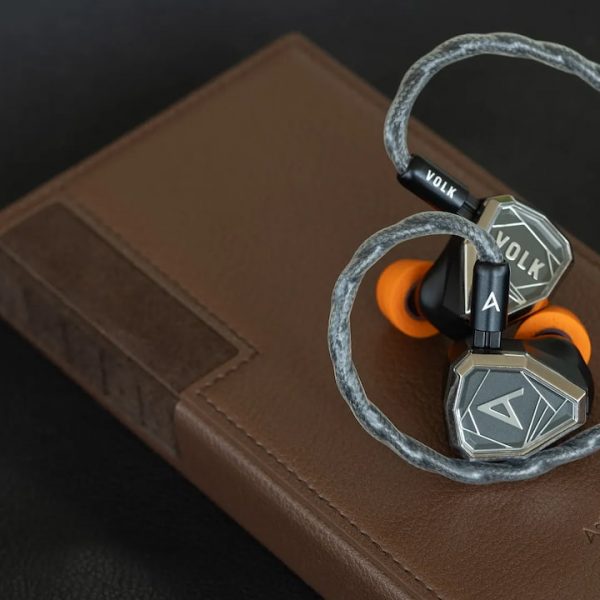 Astell&Kern Stella IEM atop DAP