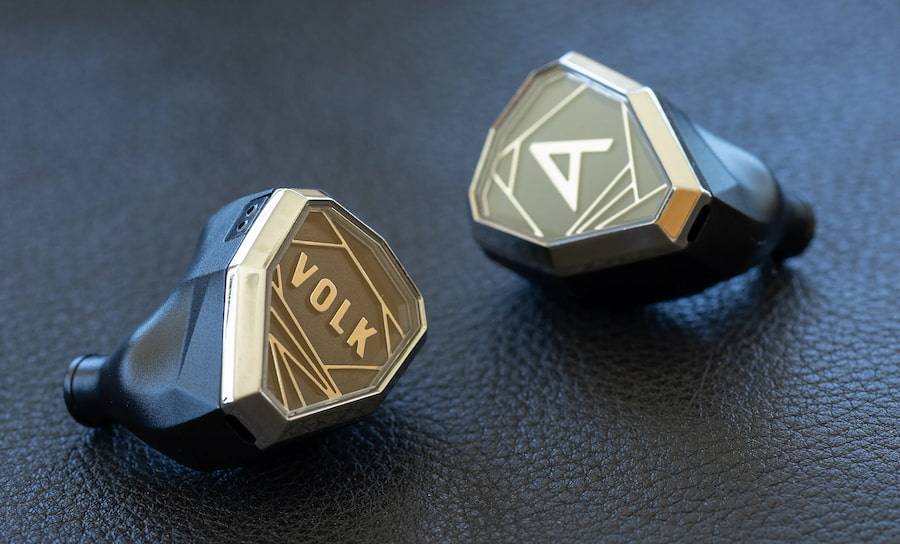 astell-kern-stella-iem-back