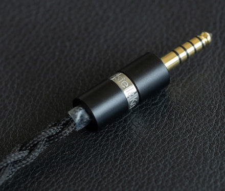 astell-kern-stella-iem-connector
