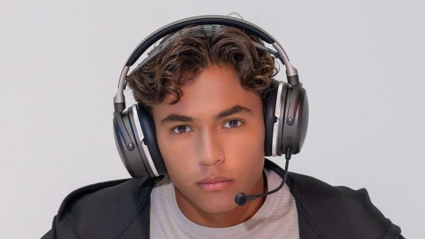 2026 Audeze Maxwell 2 ANC Gaming Headset Lifestyle Front