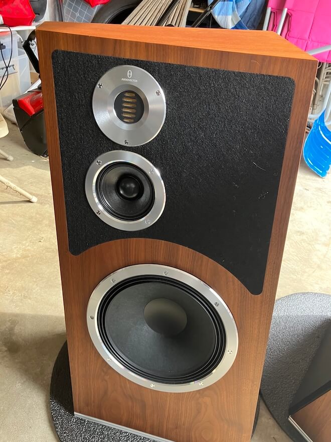 audiovector-traepeze-reimagined-speaker
