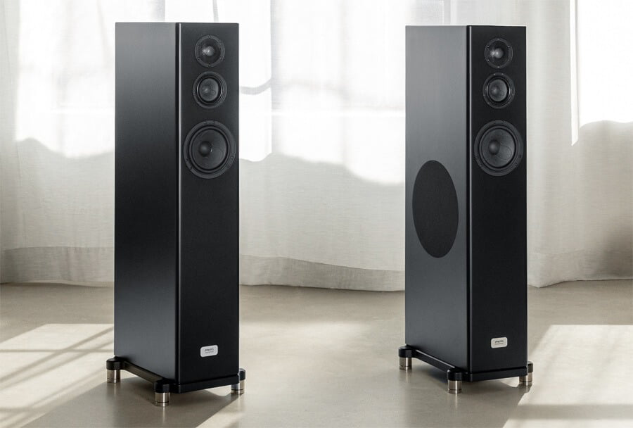 auer-versura-speakers-v4