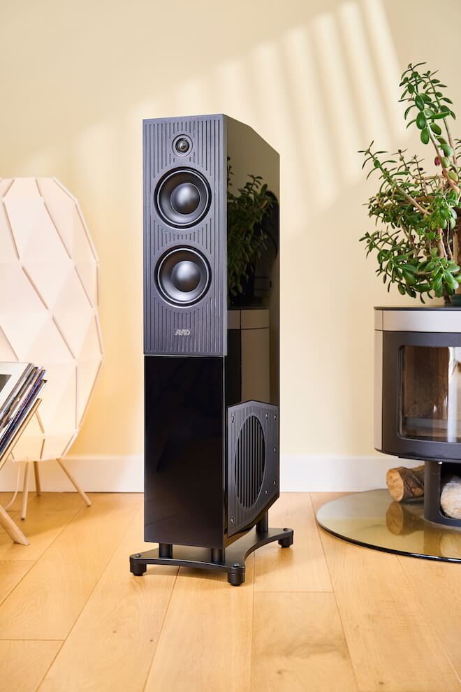 AVID HiFi EVO Two Loudspeaker in Black