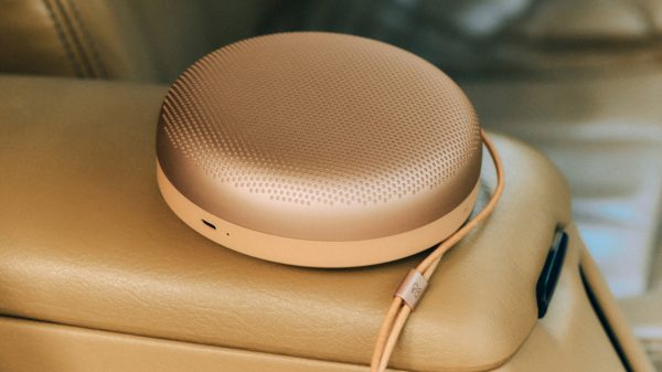 Beosound A1 3rd Gen Honey Tone