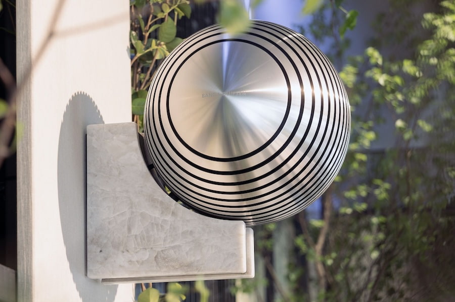 beosound-haven-outdoor-speaker-mounted