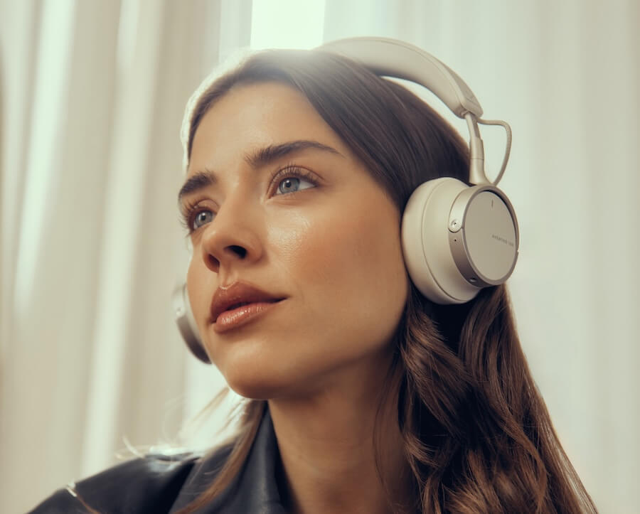 Beyerdynamic-aventho-100-Headphones-3-3