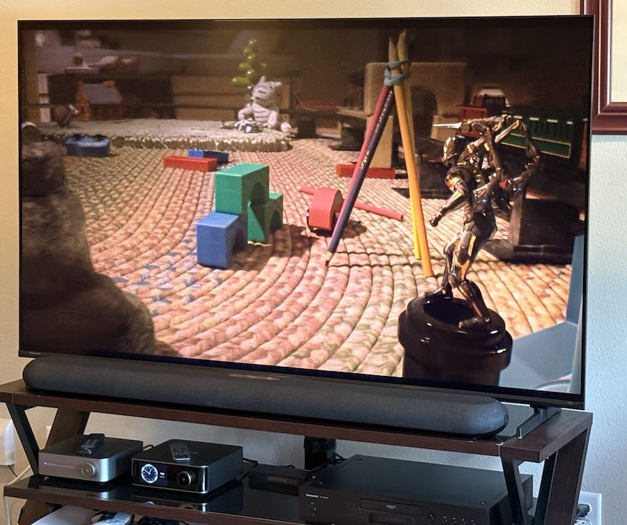 bluesound-pulse-cinema-soundbar-under-tv-full