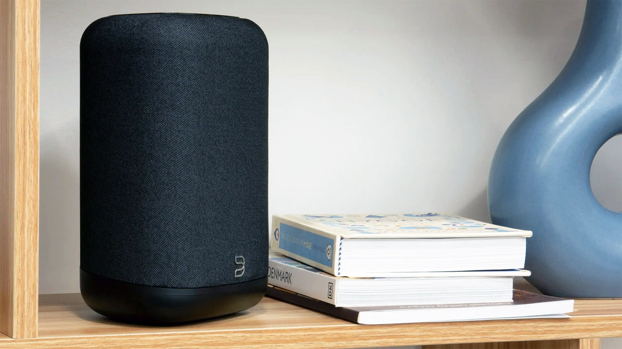 Bluesound Pulse Flex Wireless Speaker Lifestyle
