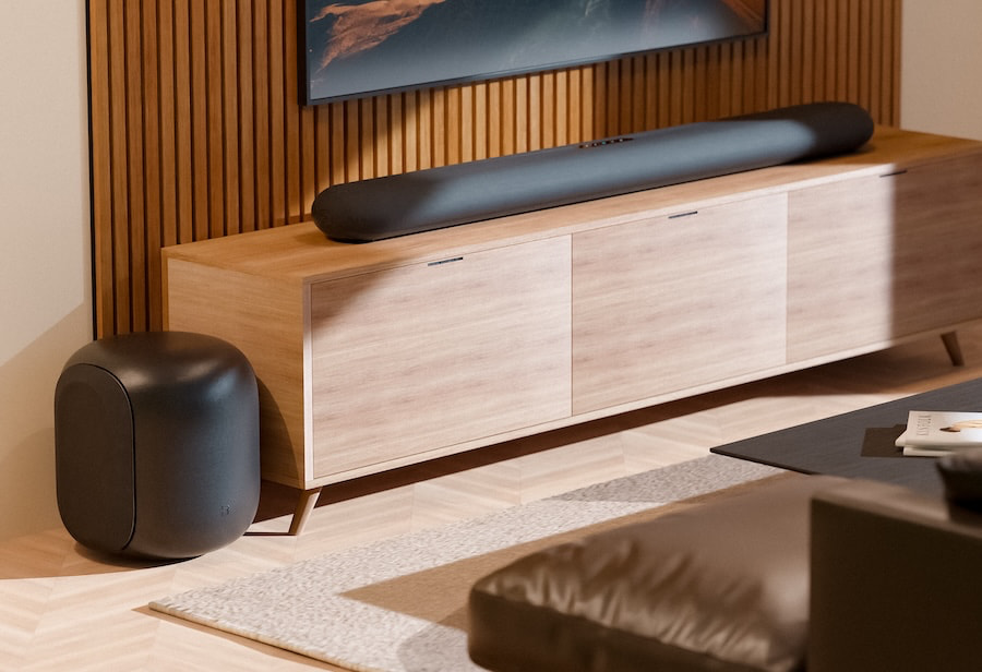 bluesound-pulse-sub-black-lifestyle