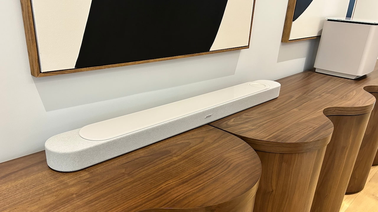 Bose Lifestyle Ultra Soundbar and Wireless Subwoofer Bring Dolby Atmos, Apple AirPlay, and Google Cast to Home Theater