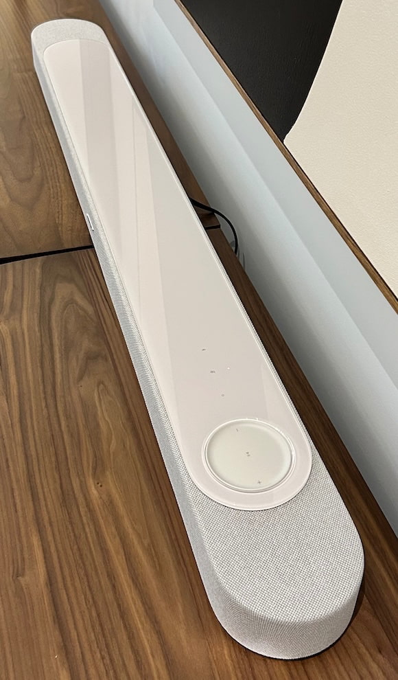 bose-lifestyle-ultra-soundbar-white-top