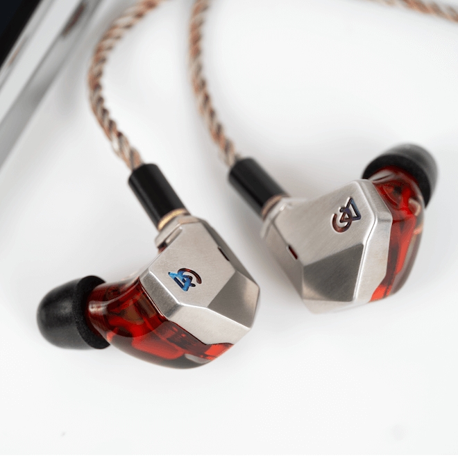 campfire-audio-grand-luna-iem-top