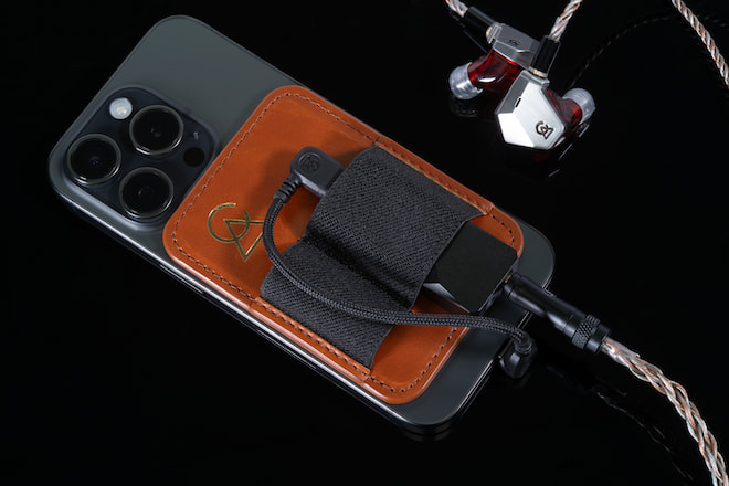 campfire-audio-portable-dac-wallet