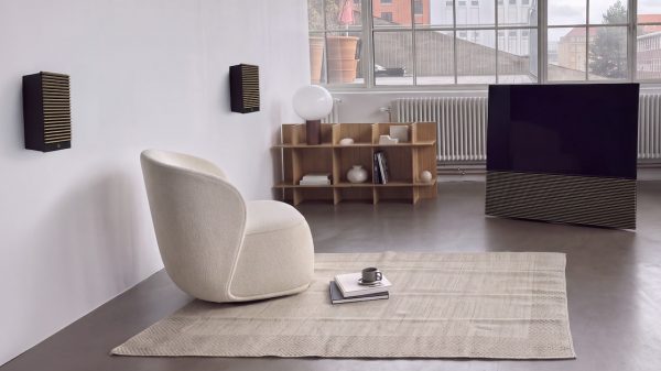 Canvas HiF Oak with System Audio Silverback On-Wall Surround Speakers